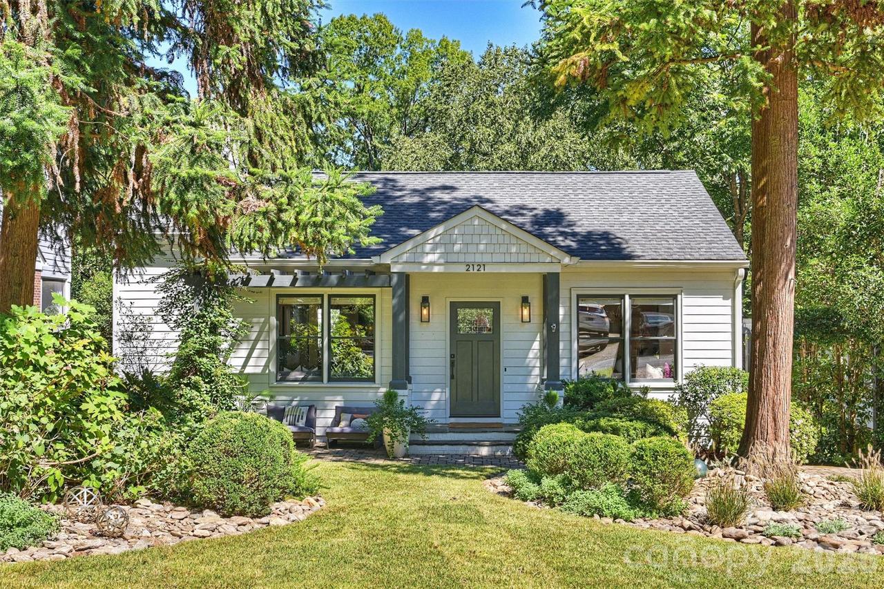 2121 Chambwood Dr., Charlotte, NC 28205