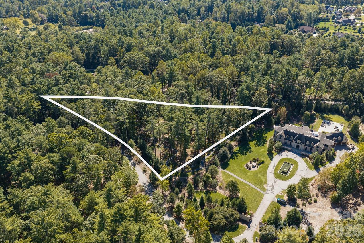 9999 Sherwood Dr. #2, Flat Rock, NC 28731