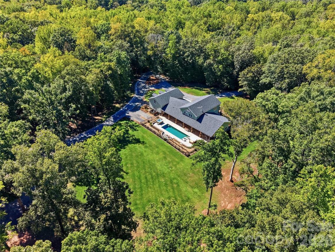 317 Windmill Ln., Waxhaw, NC 28173