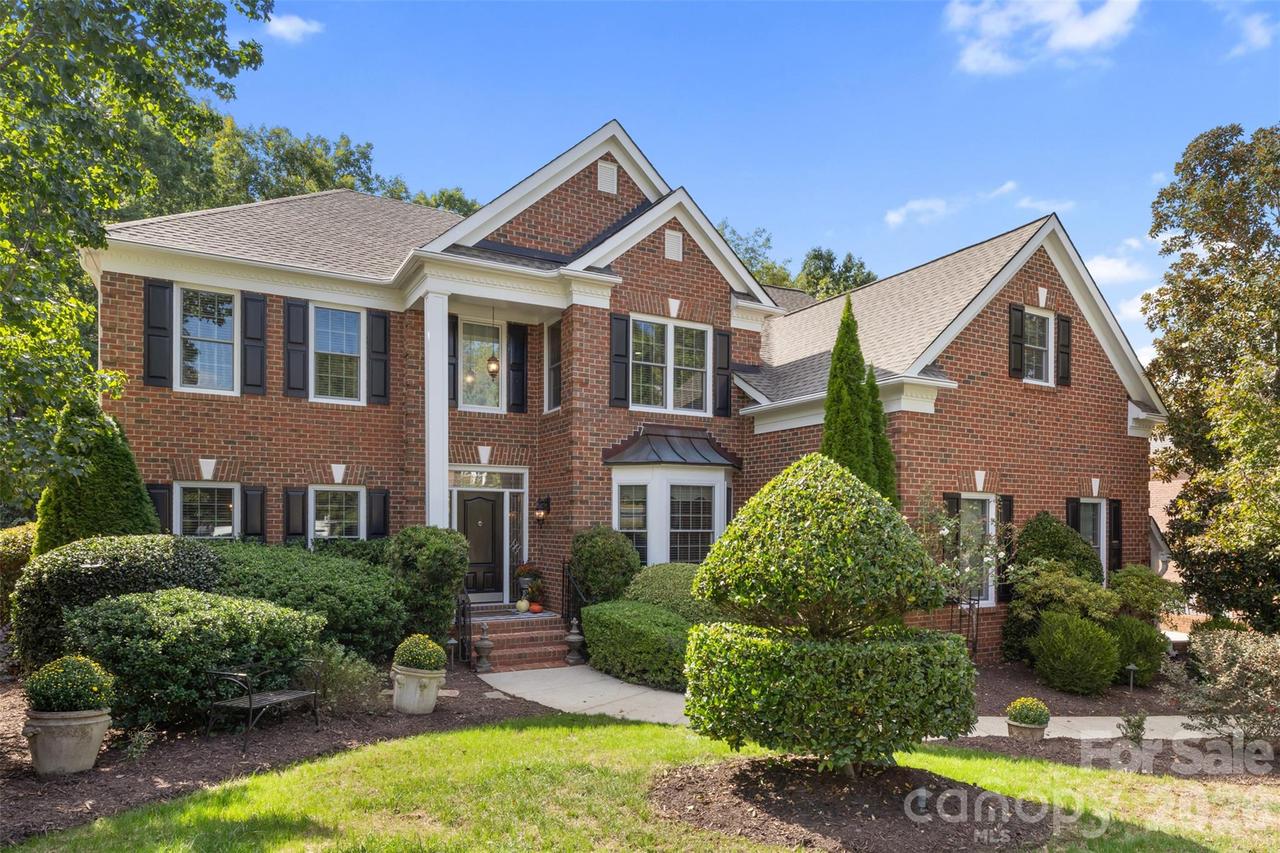 2042 Maynard Rd., Charlotte, NC 28270