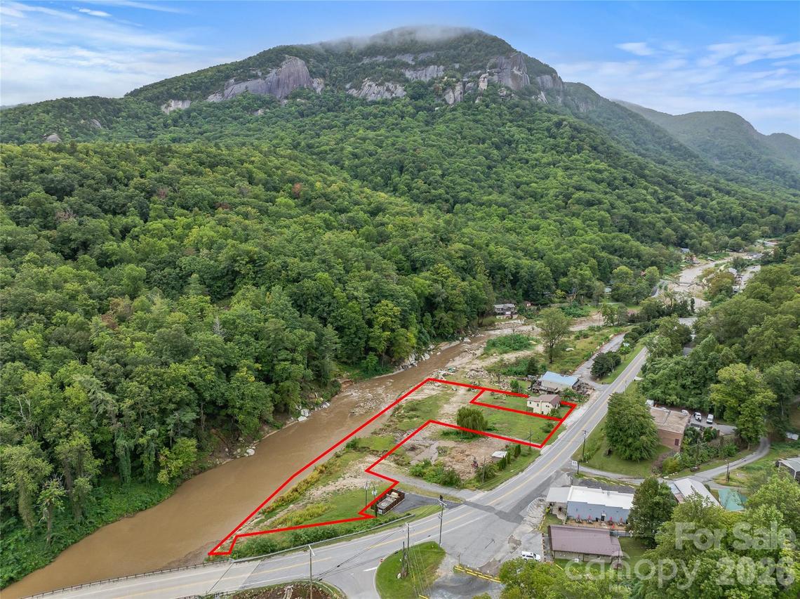 3127 Memorial Hwy., Lake Lure, NC 28746