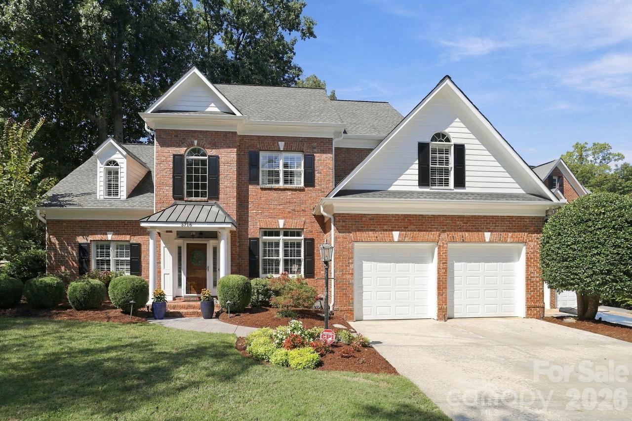 3716 Eastover Hills Ct., Charlotte, NC 28211