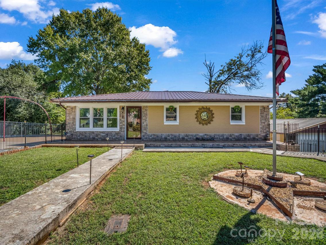191 Sycamore St., Forest City, NC 28043