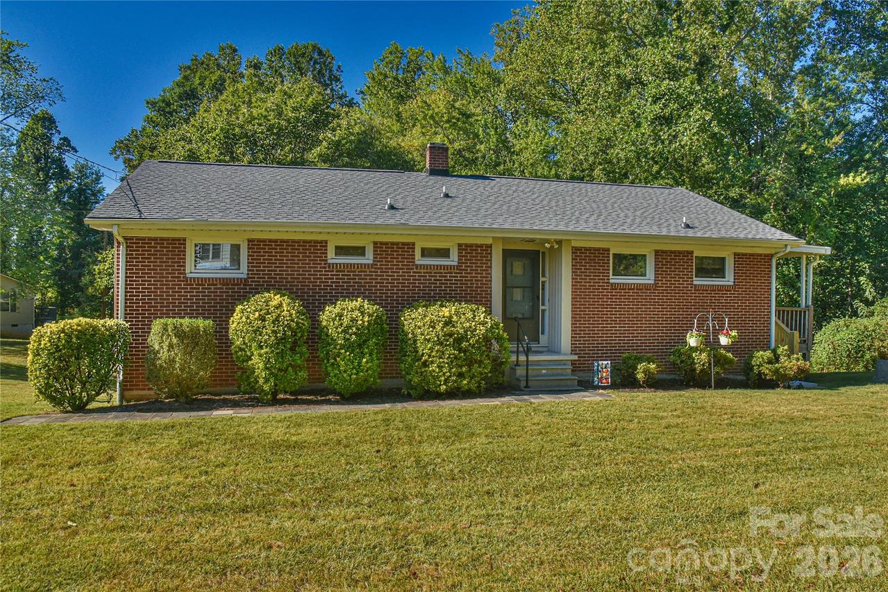505 Monte Vista Rd. #B, Candler, NC 28715