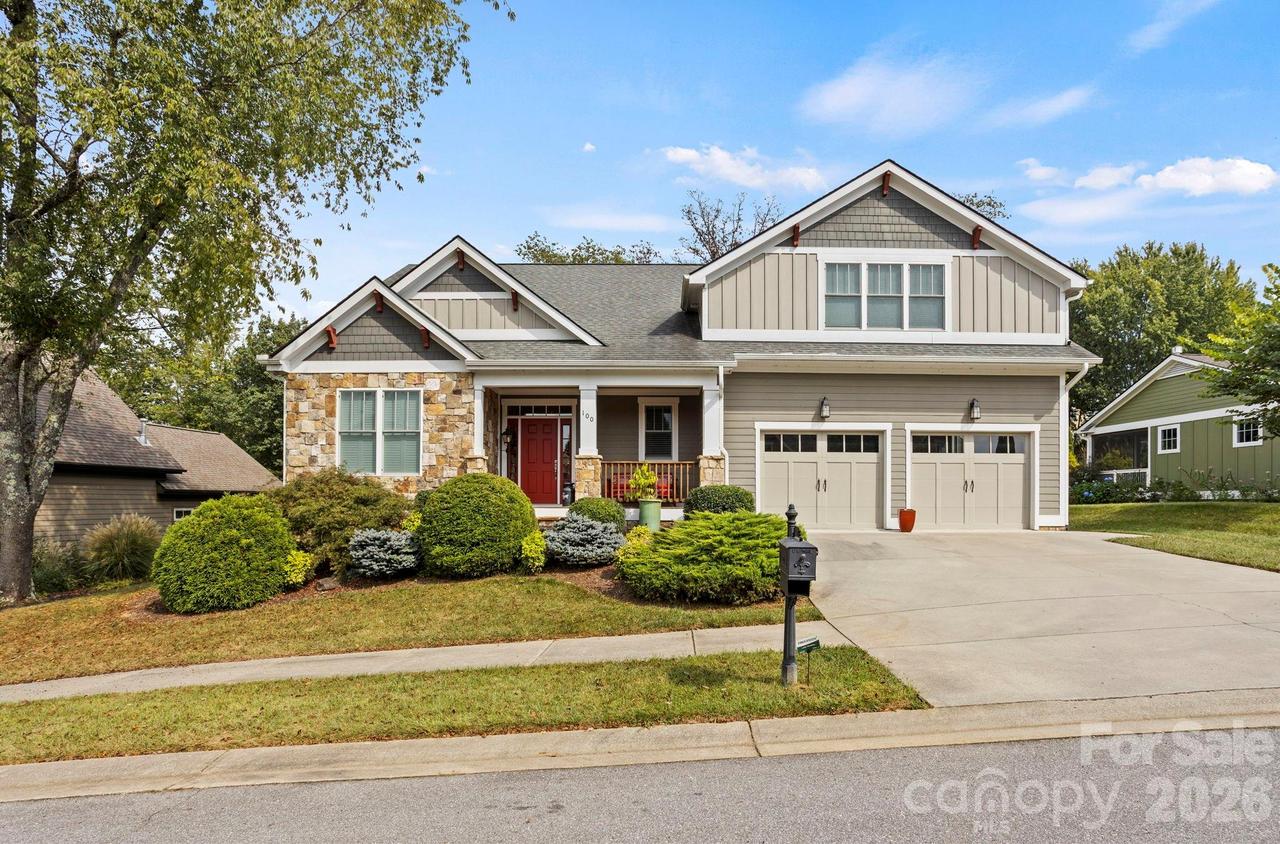 100 Barnrock Dr., Mills River, NC 28759