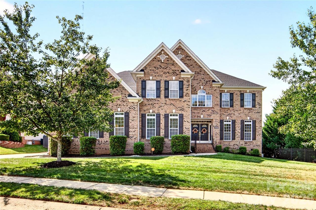16803 Silversword Dr., Charlotte, NC 28213
