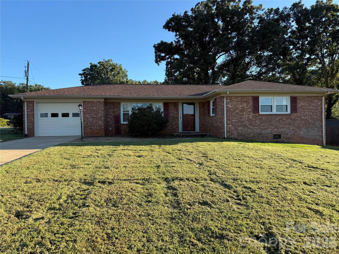 3204 Bass Ave., Valdese, NC 28690