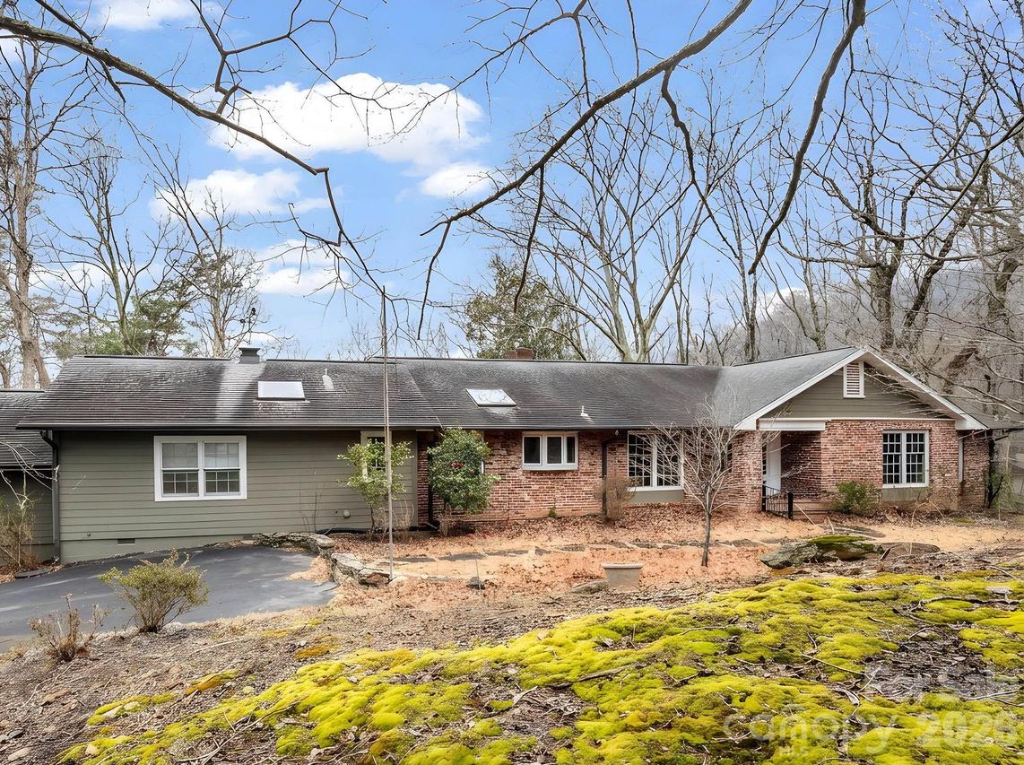117 Hummingbird Ln., Columbus, NC 28722