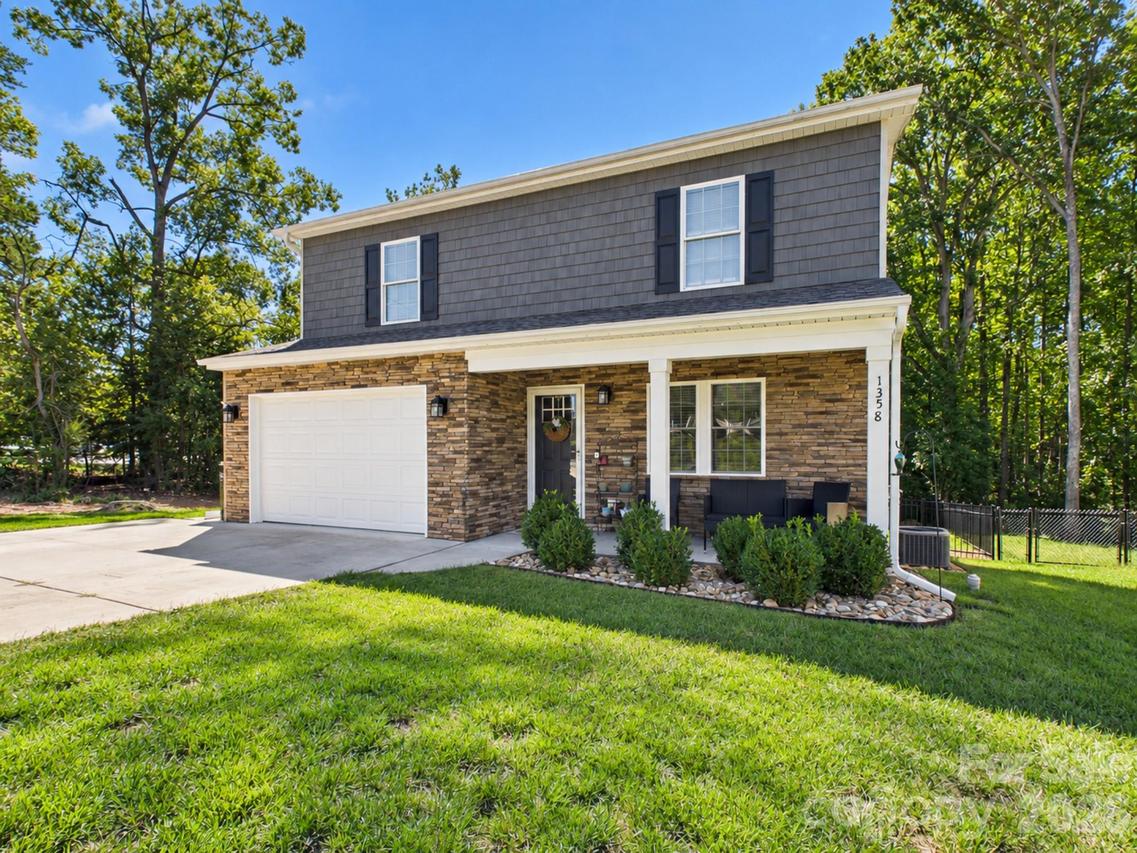 1358 26th Ave., Hickory, NC 28601