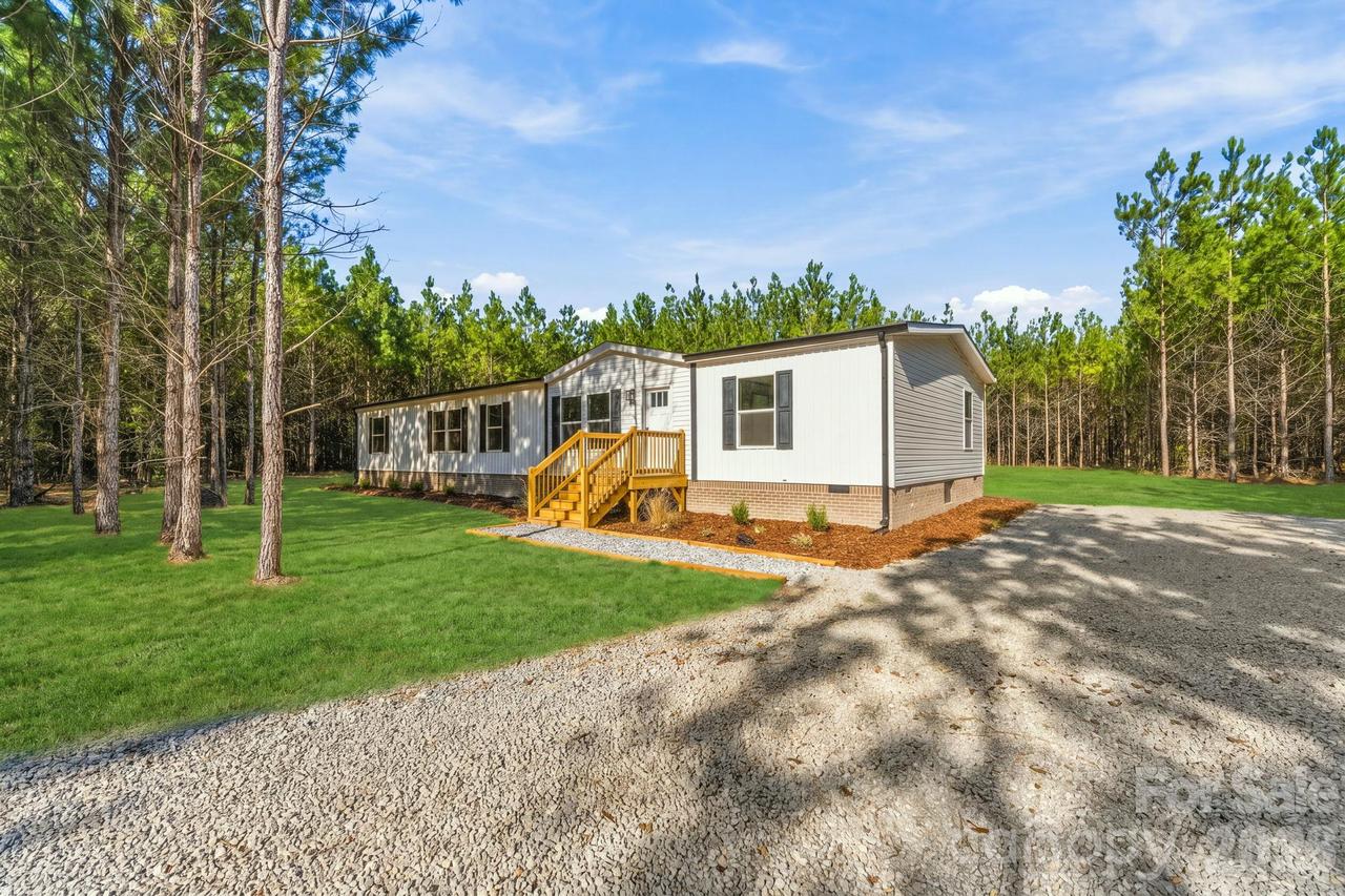 865 Windblow Rd., Jackson Springs, NC 27281