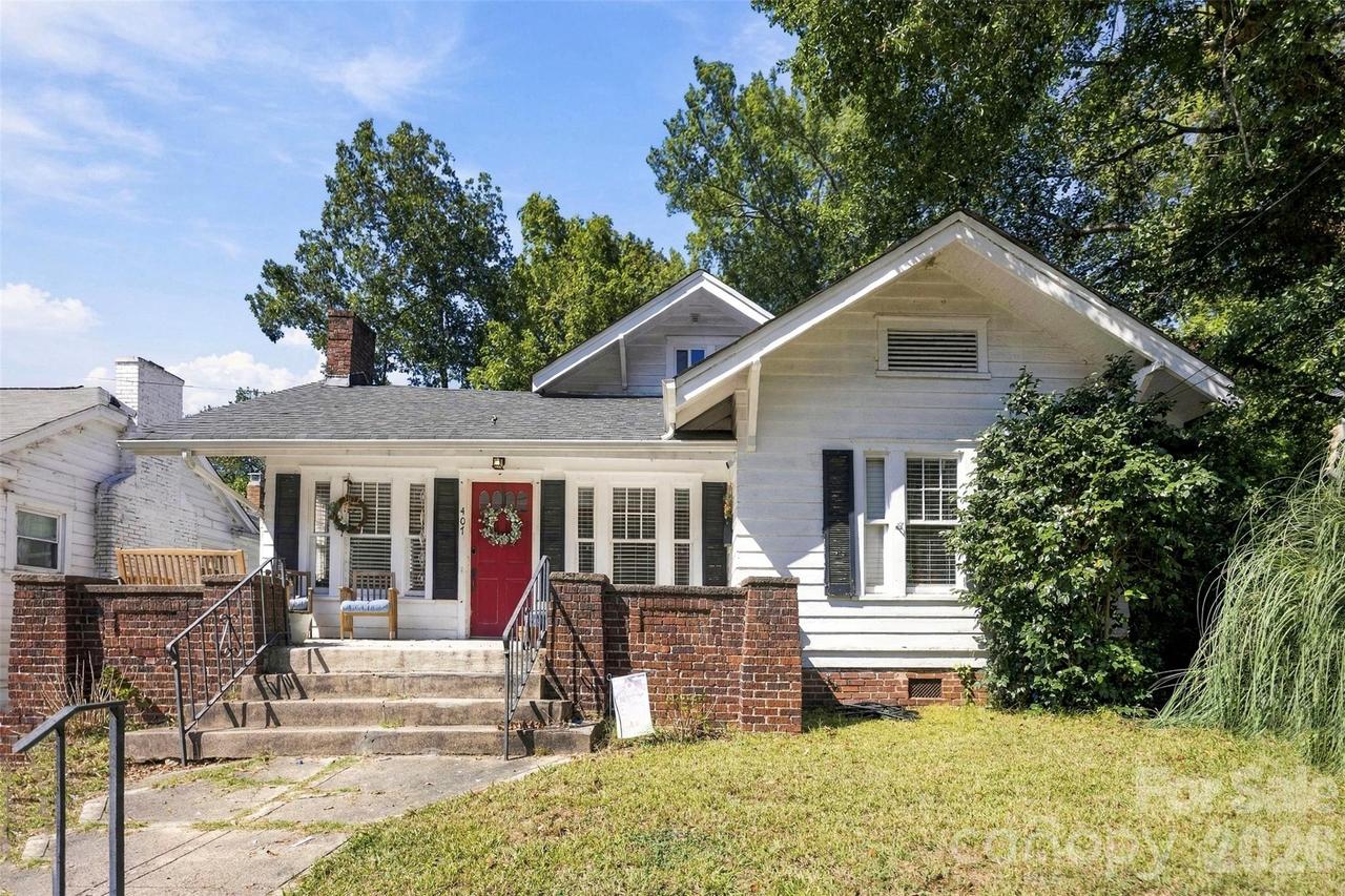 407 S South St., Gastonia, NC 28052