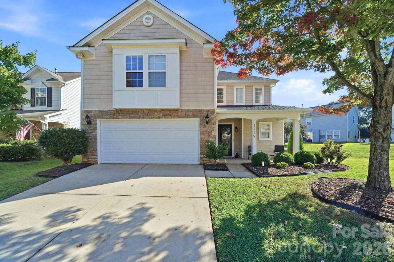 2729 Markham Woods Ct., Charlotte, NC 28214