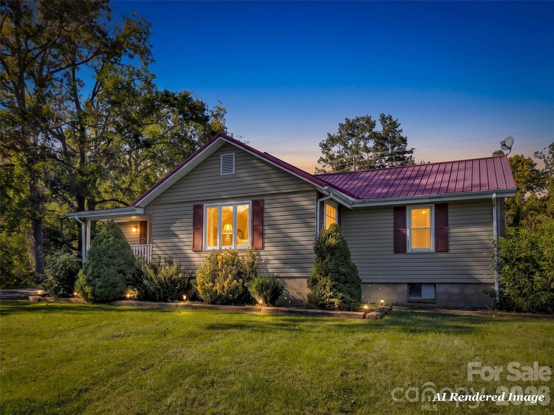 408 Sunny Dr., Waynesville, NC 28786