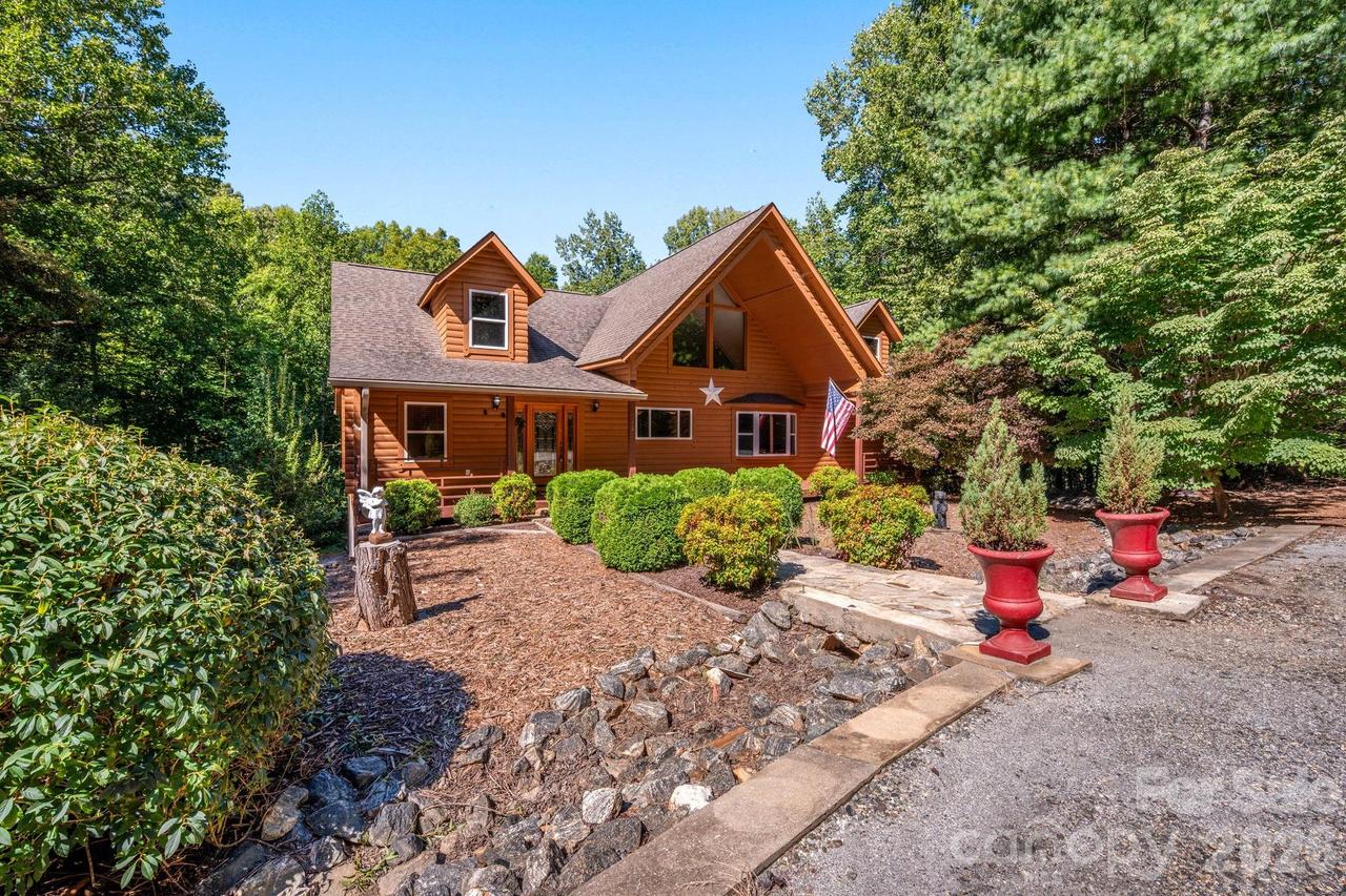 143 Rosewood Ln., Rutherfordton, NC 28139
