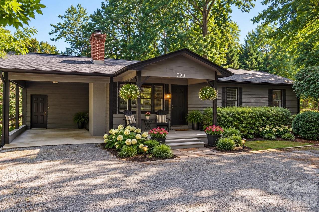 793 Peniel Rd., Columbus, NC 28722