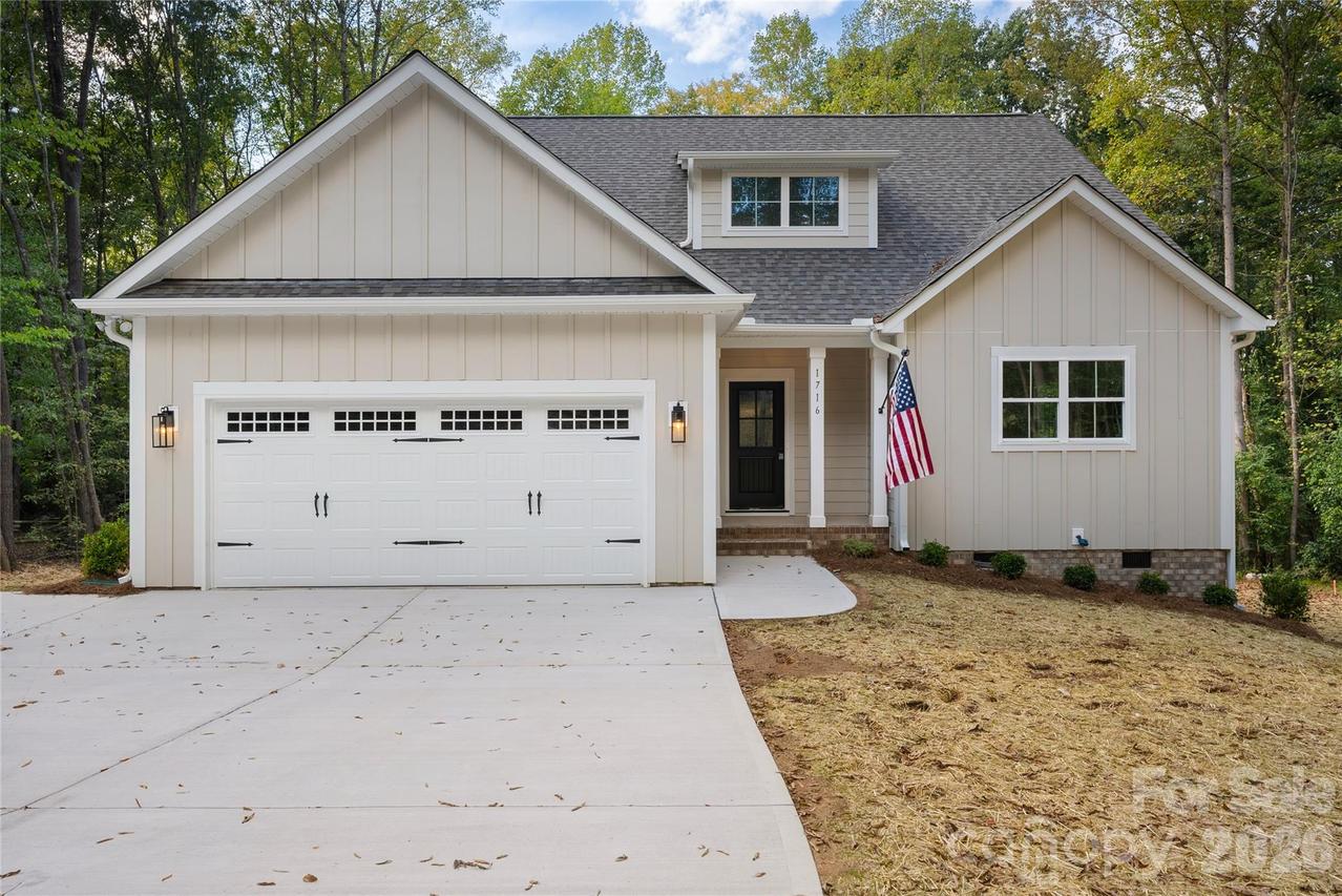 1716 Lake Lee Dr., Monroe, NC 28112