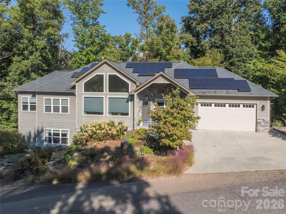 18 Herron View Ln., Weaverville, NC 28787