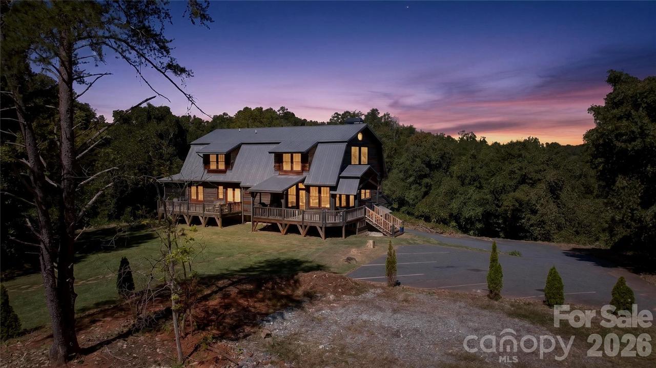 1582 Sandy Plains Rd., Tryon, NC 28782