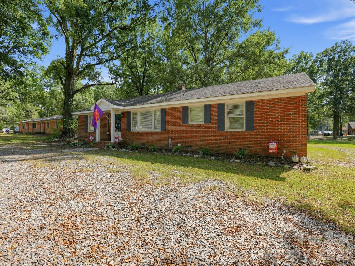 2206 White Store Rd., Monroe, NC 28112