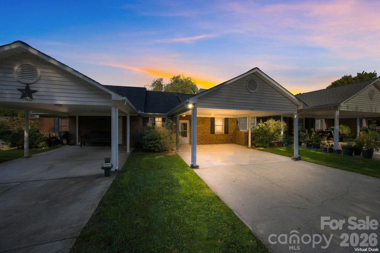 19838 Oak Leaf Cir., Cornelius, NC 28031