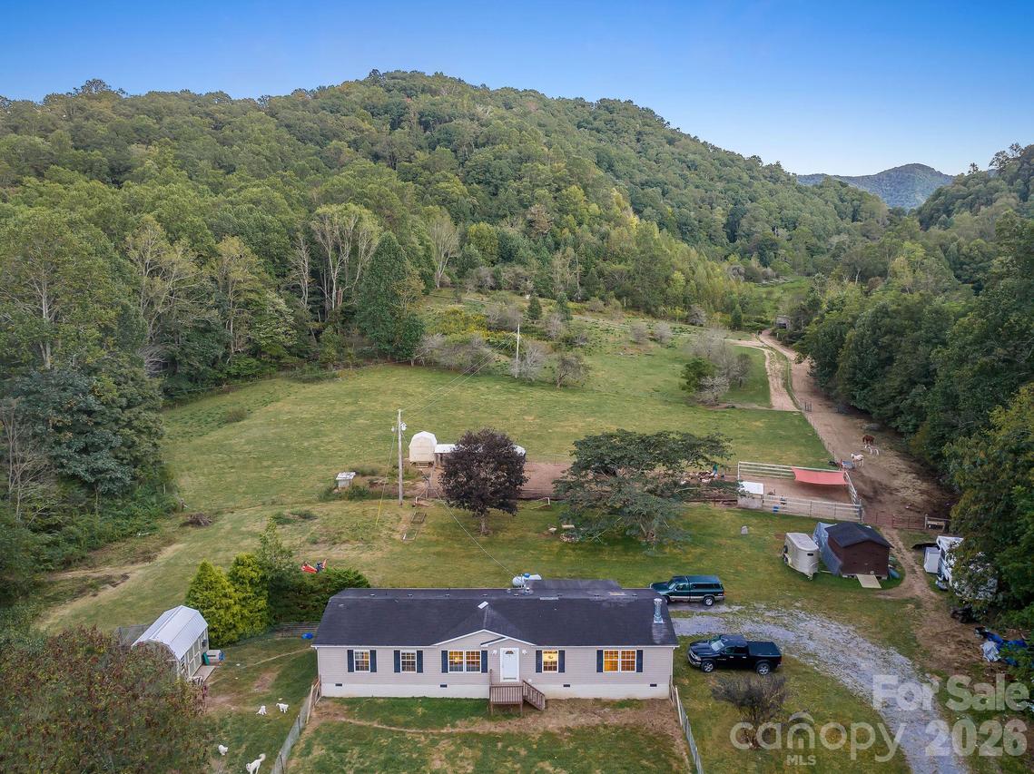 1102 Price Town Rd., Clyde, NC 28721