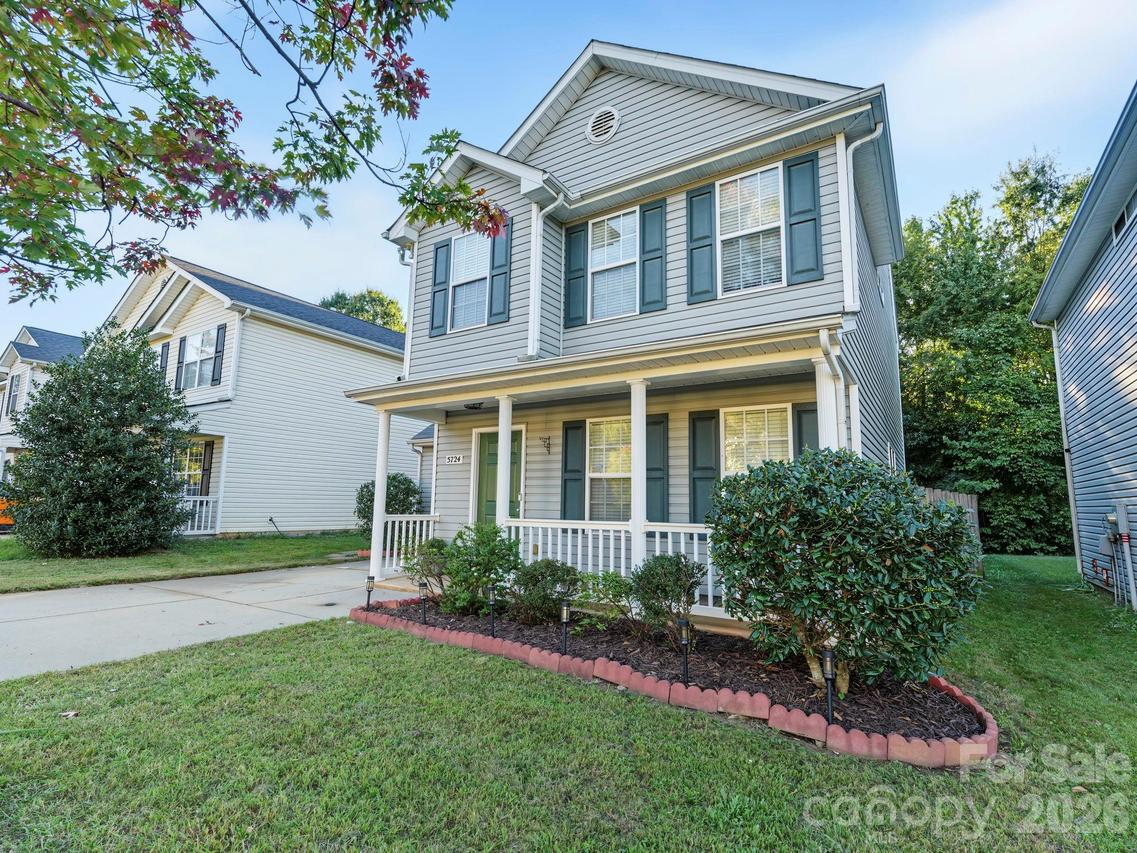 5724 Henderson Oaks Dr., Charlotte, NC 28269