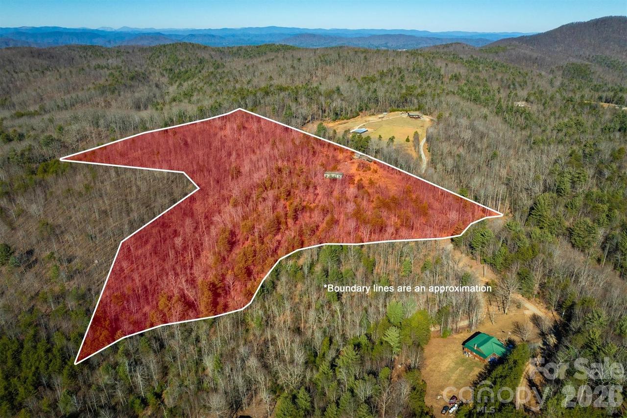 2258 Sweet Maple Pl., Lenoir, NC 28645