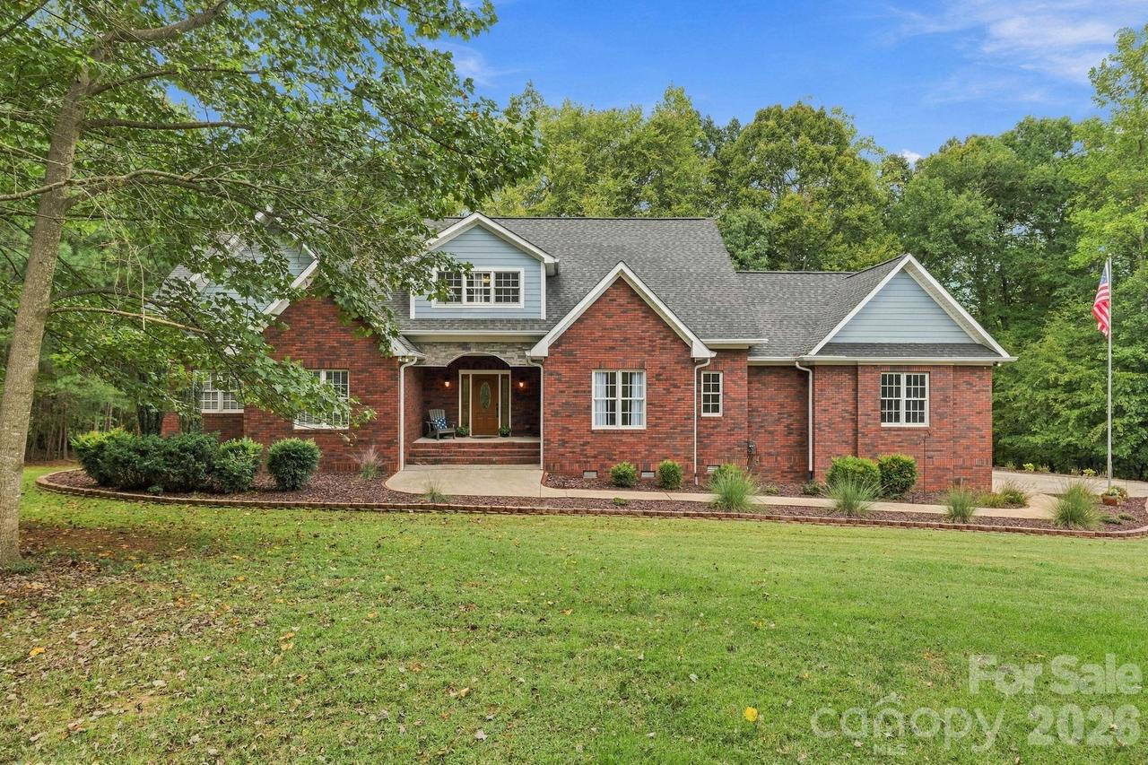 148 Windwood Ln., Troutman, NC 28166