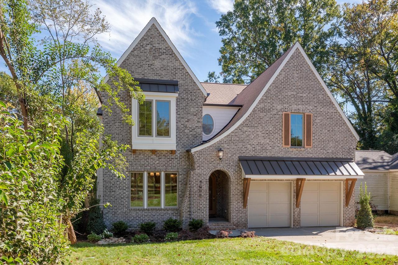 4609 Rockford Ct., Charlotte, NC 28209