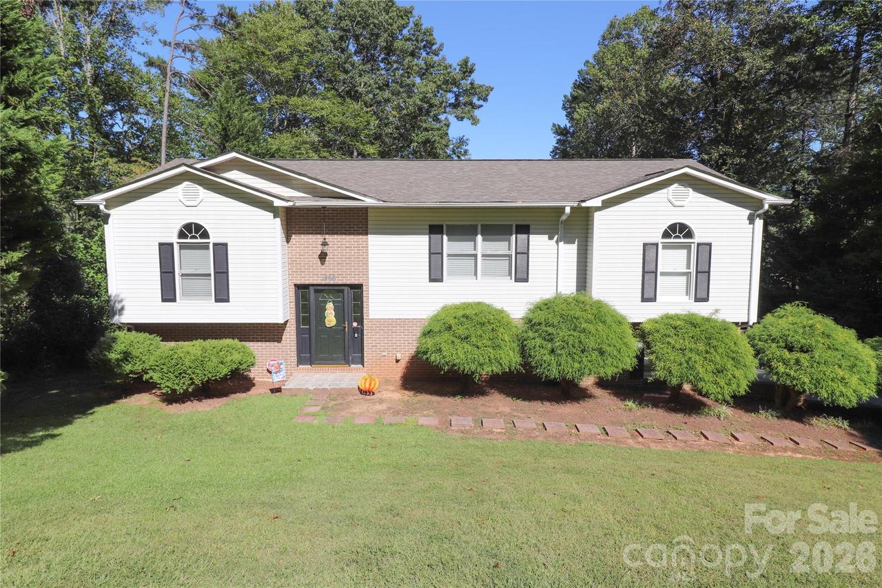 1896 Timber Trace, Morganton, NC 28655