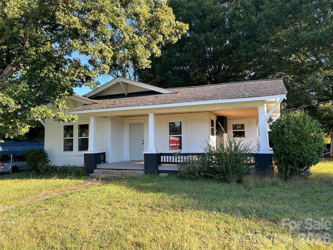 1313 E Maiden Rd., Maiden, NC 28650
