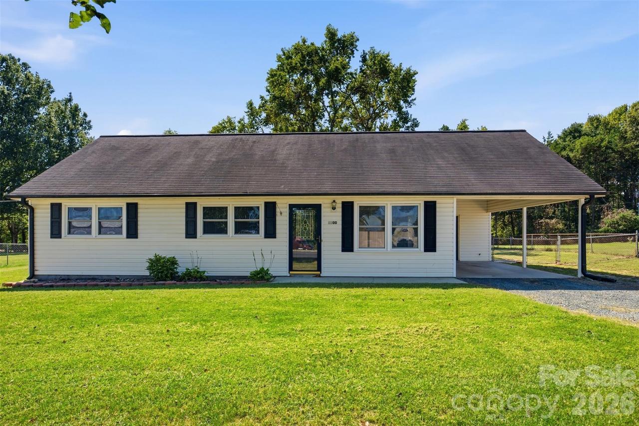 2200 Salisbury Hwy., Statesville, NC 28677