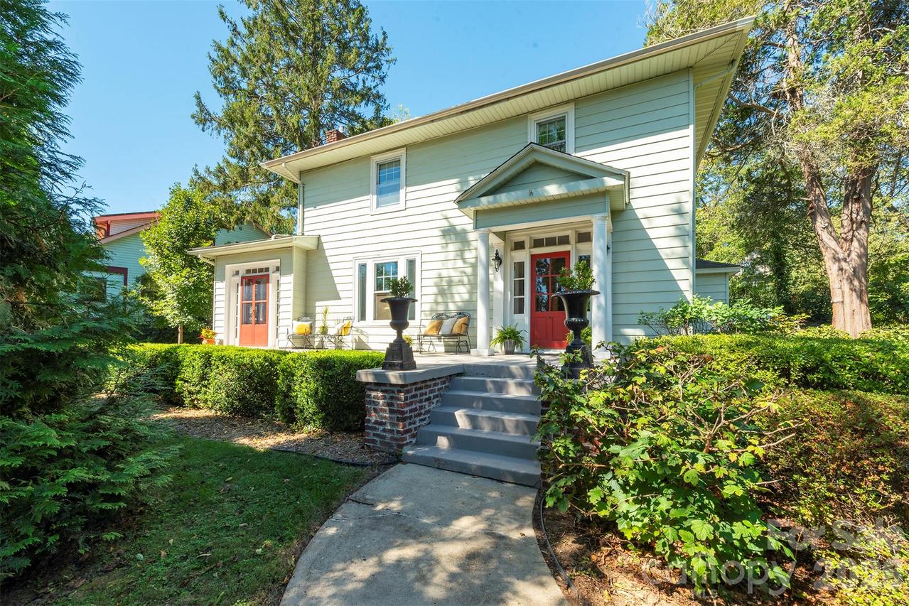 710 Merrimon Ave., Asheville, NC 28804