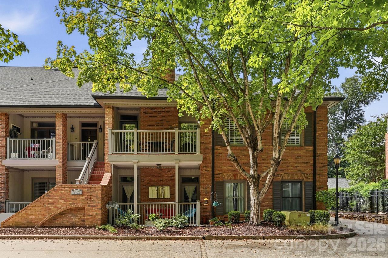 2432 Selwyn Ave., Charlotte, NC 28209