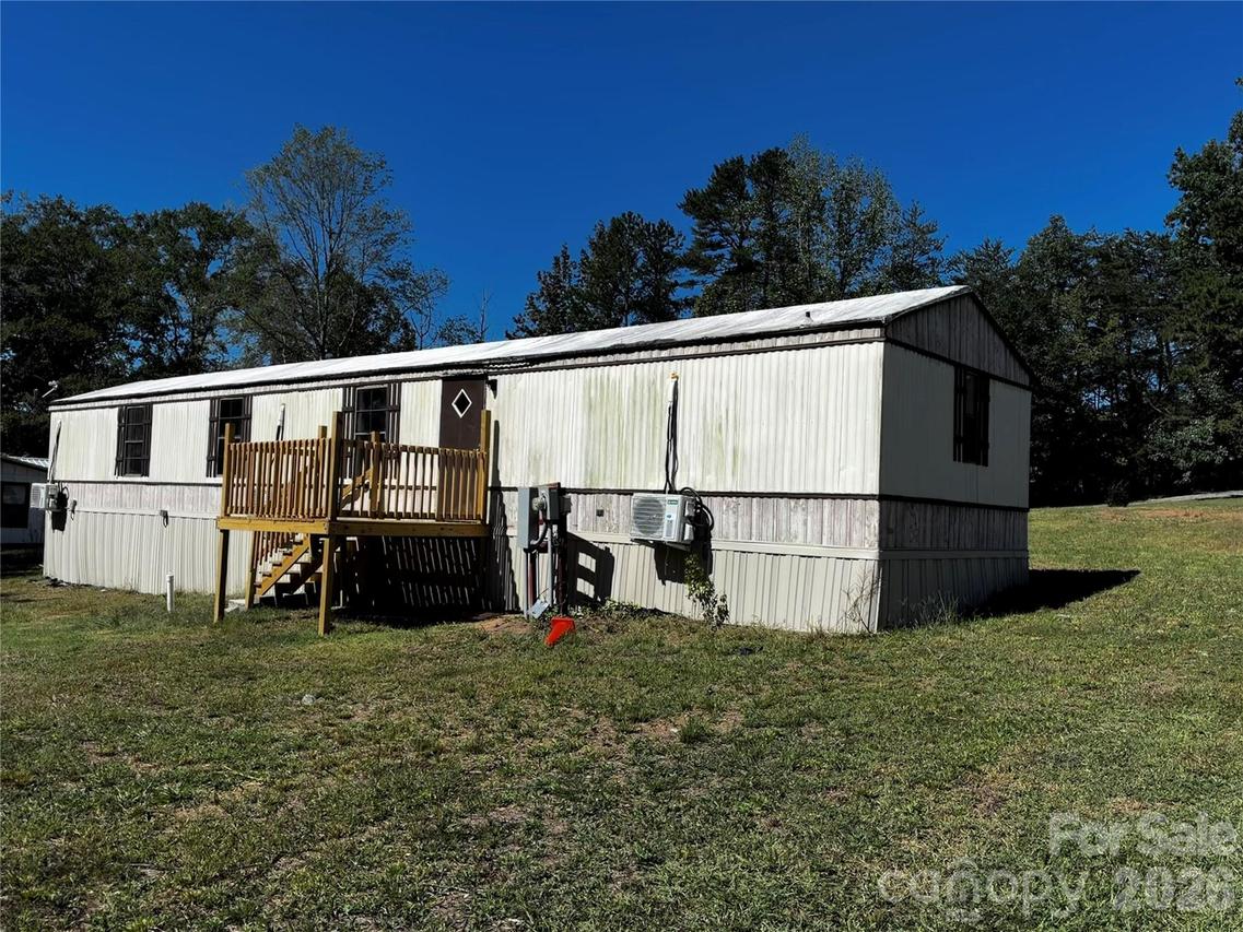 735 Goodes Creek Church Rd., Mooresboro, NC 28114