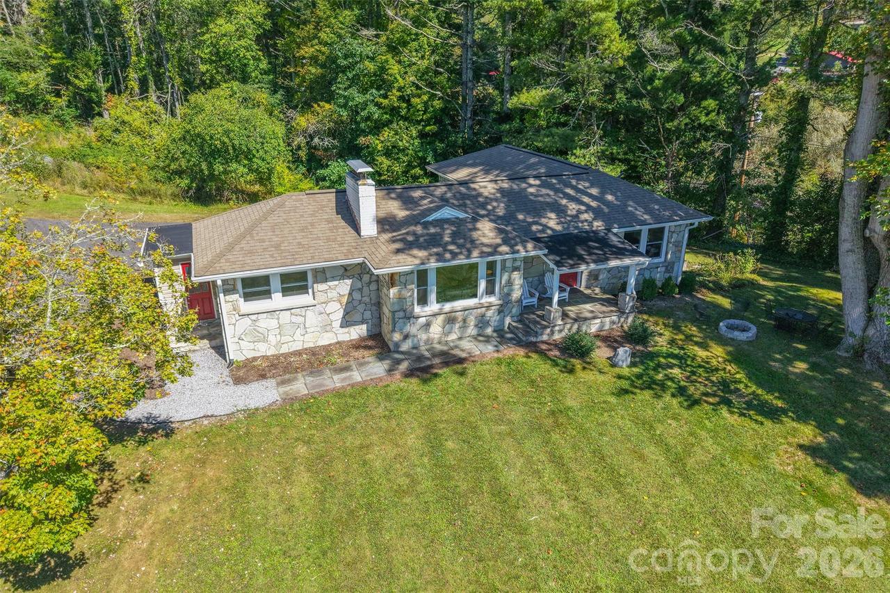 390 Sokassa Rd., Newland, NC 28657
