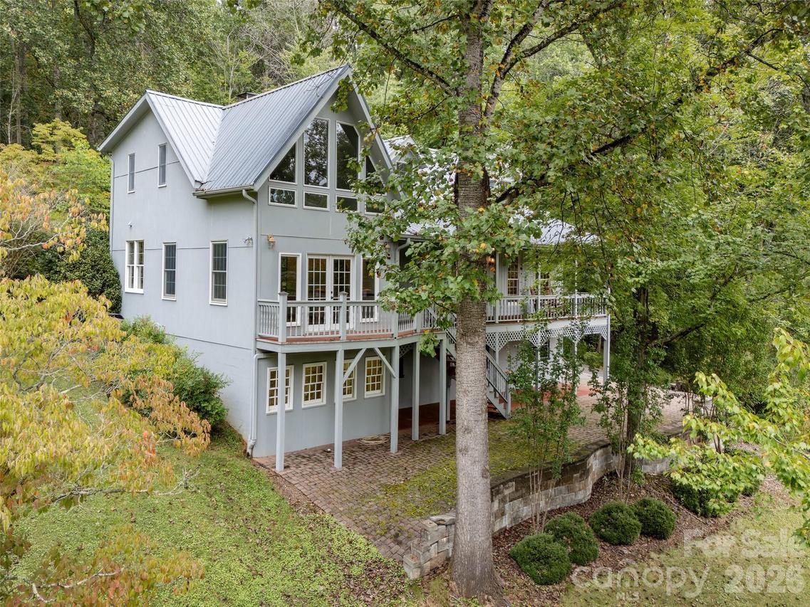 116 Sams Branch Rd., Candler, NC 28715