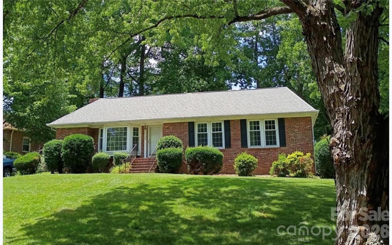 5724 Telfair Rd., Charlotte, NC 28210