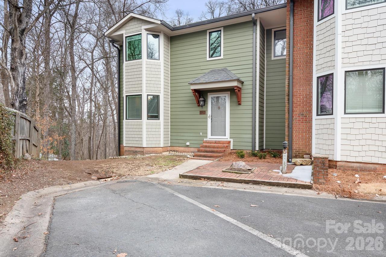 1126 Hanford Pl., Concord, NC 28027