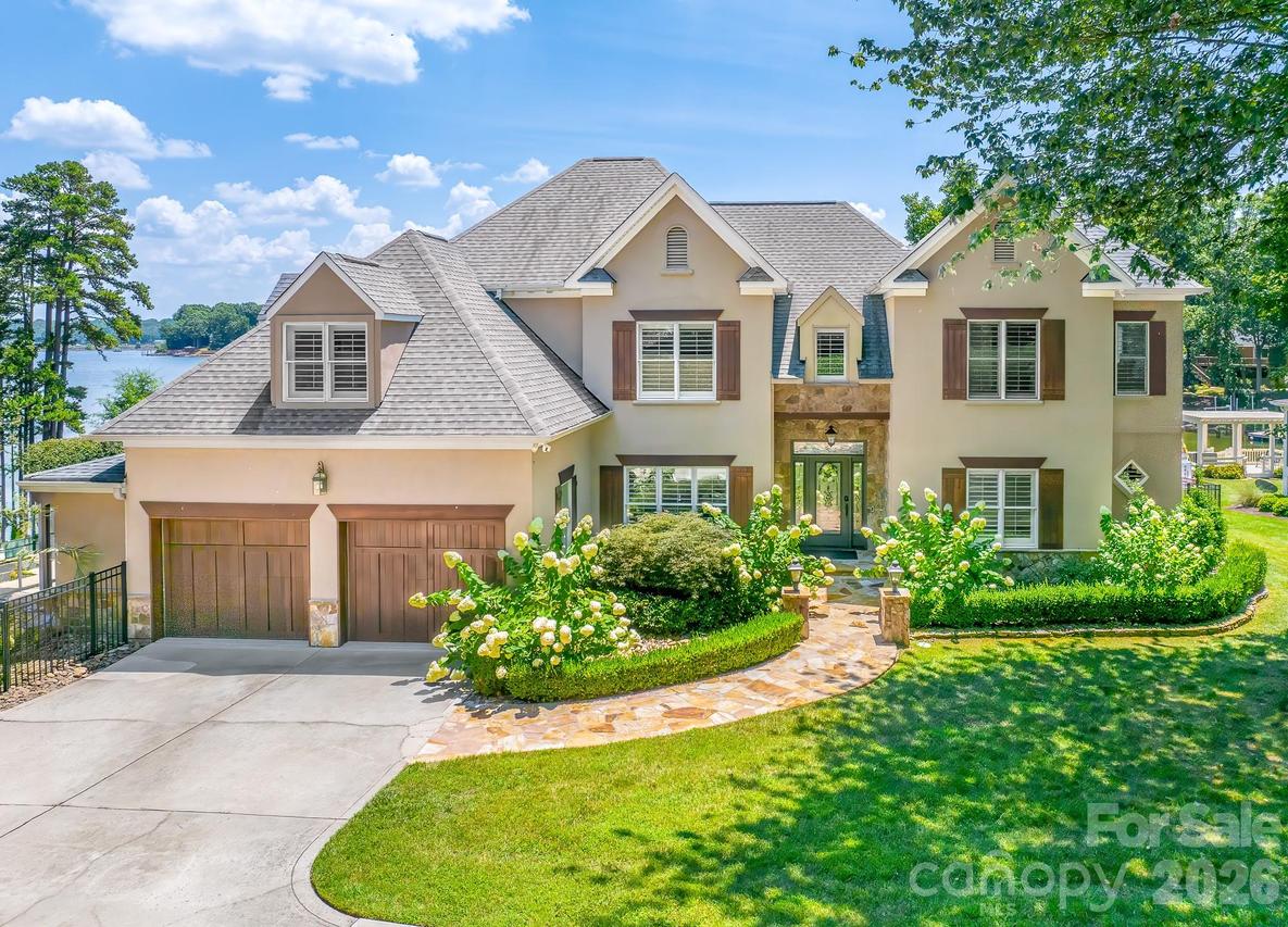 21206 Captiva Ct., Cornelius, NC 28031