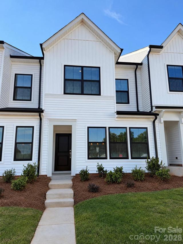 6554 Harlech St., Charlotte, NC 28269