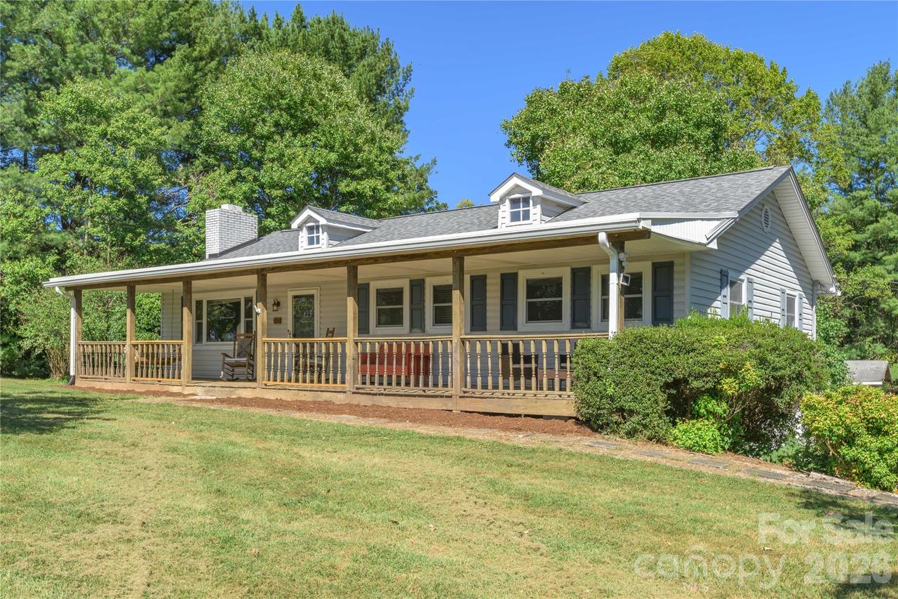 550 Enka Lake Rd., Candler, NC 28715