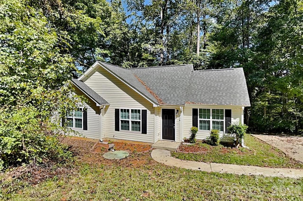 128 Julia St., Mount Holly, NC 28120
