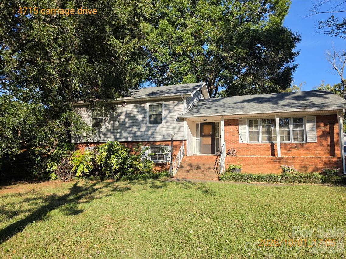 4715 Carriage Drive Cir., Charlotte, NC 28205