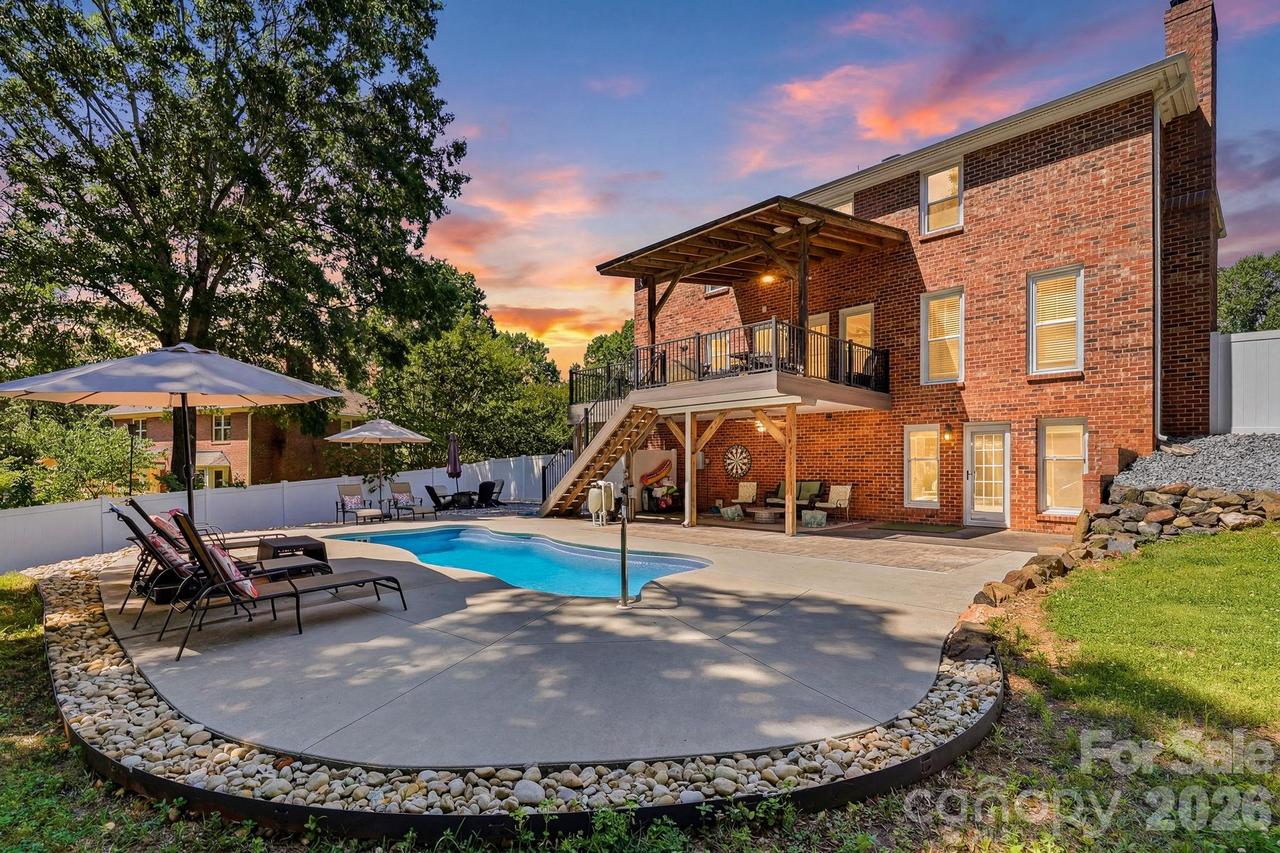 7000 Tramore Ln., Clemmons, NC 27012