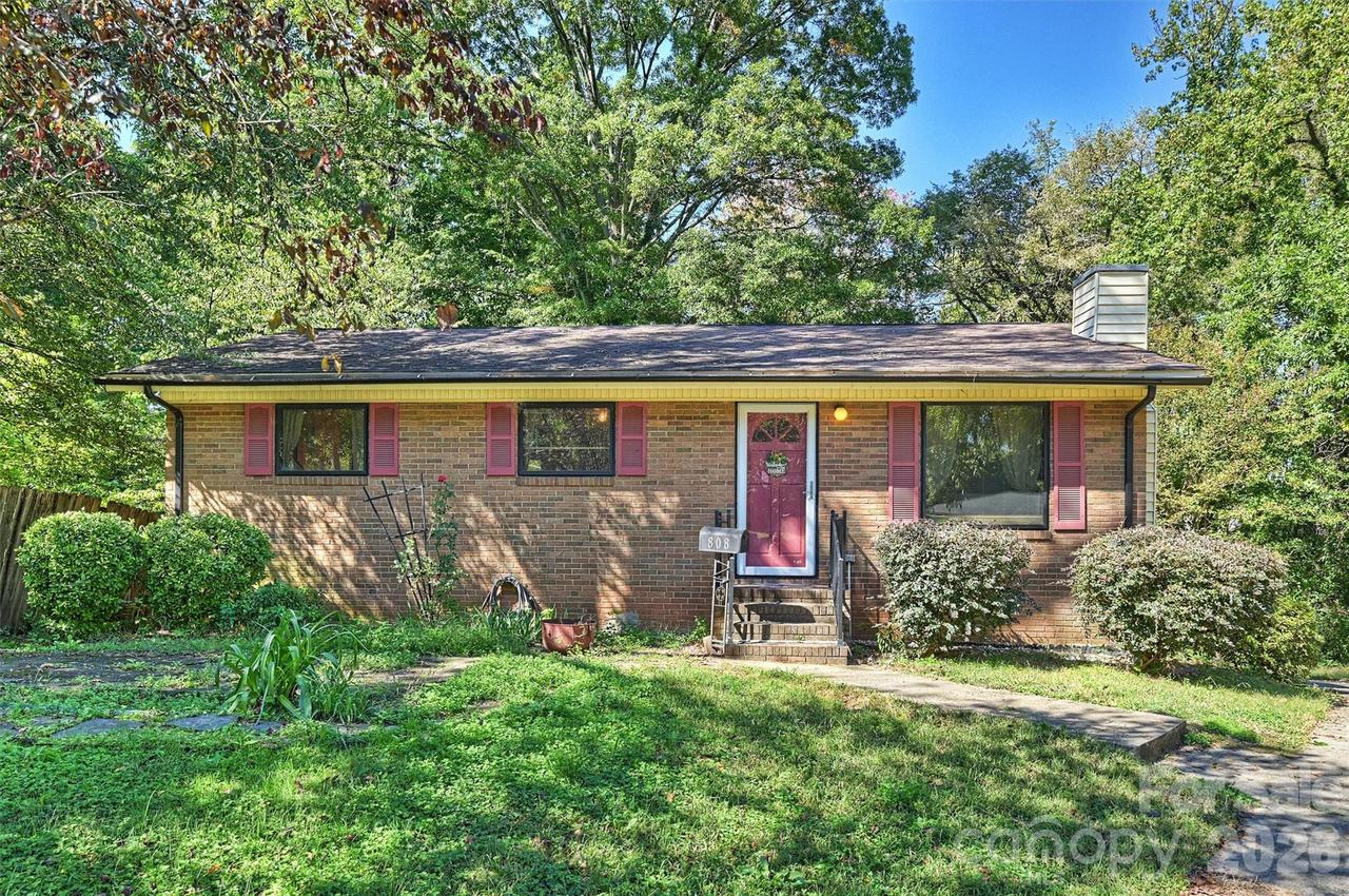 808 Davenport St., Charlotte, NC 28208