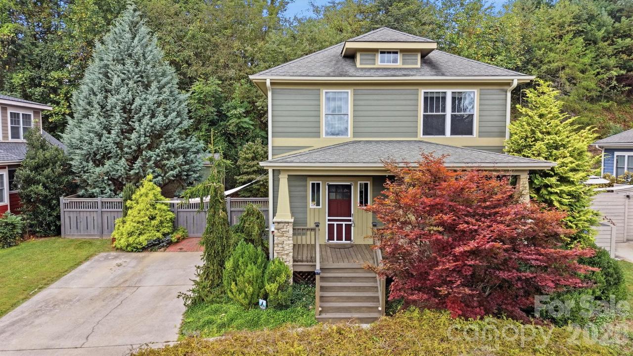 128 Estelle Park Dr., Asheville, NC 28806