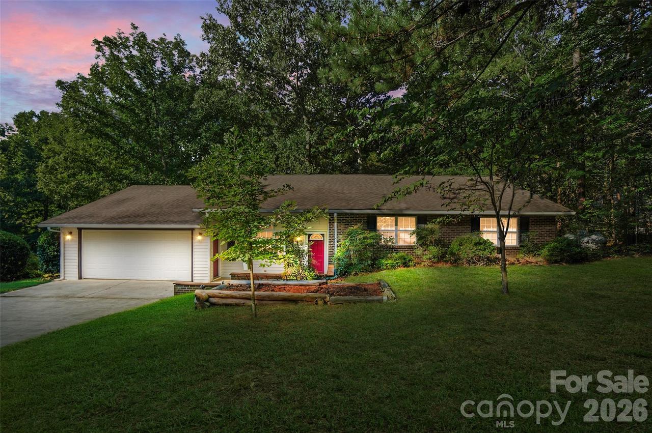 8004 Agape Ln., Waxhaw, NC 28173