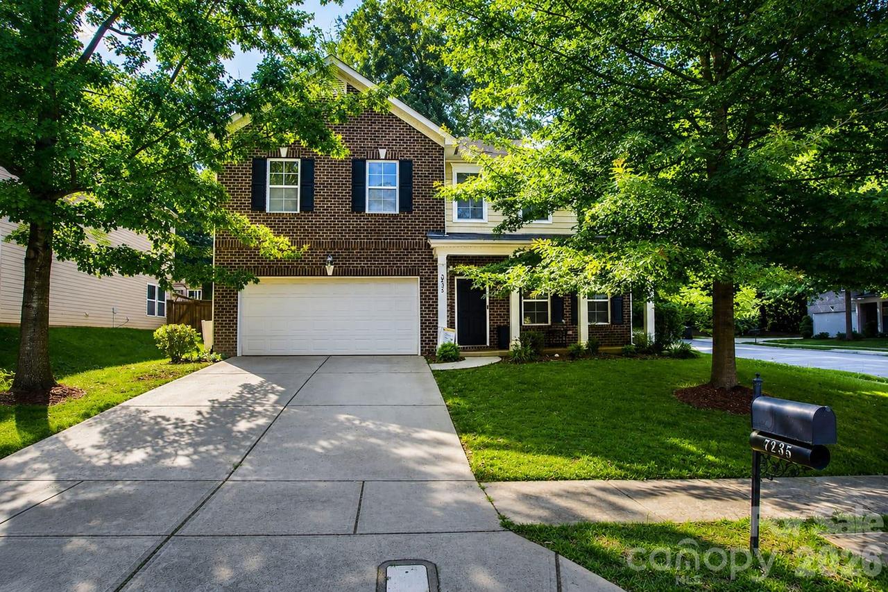 7235 Barefoot Forest Dr., Charlotte, NC 28269