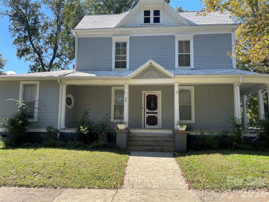 334 Davie Ave., Statesville, NC 28677